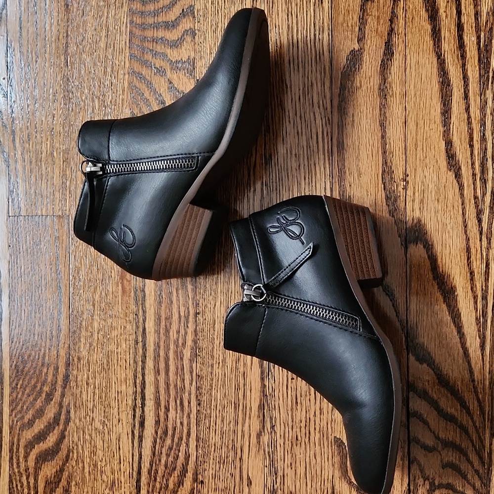 Sam Edelman Black Ankle Boots Size 2